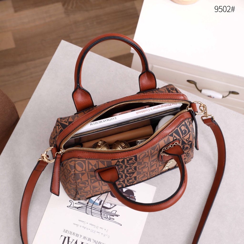 Bonia Shoulder Bag With Sling Bag #TC9502 Baru