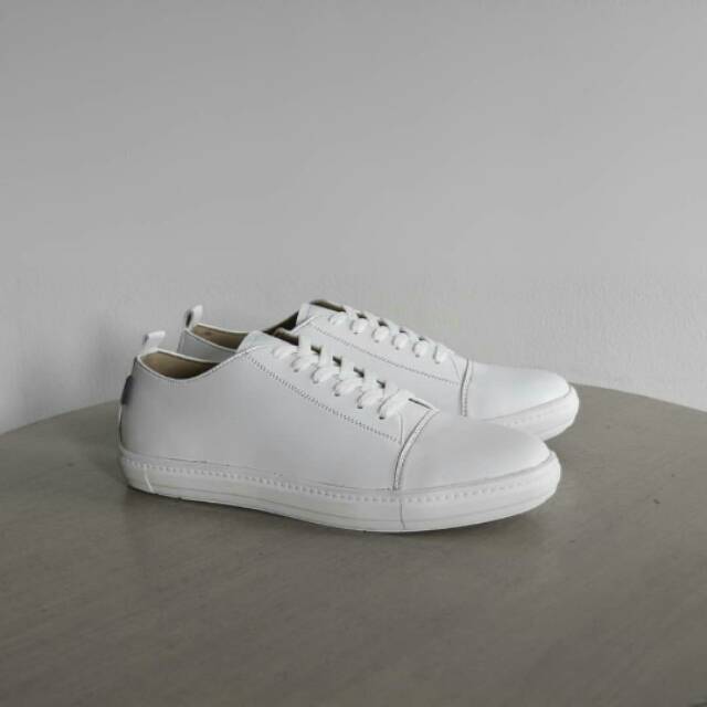 Sepatu sneaker cowok -  Sepatu putih harga grosir - Sepatu Original Zorgeo sneakers - sneakers ori