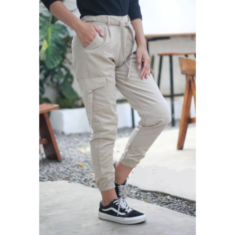 Celana Panjang Wanita Cargo Jogger