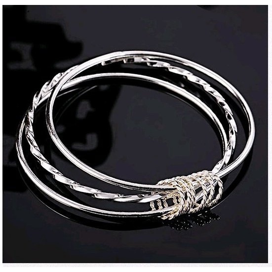 Gelang Bahan Stainless Steel Warna Silver