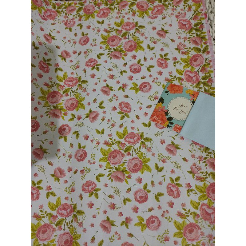 

Kertas kado & kartu ucapan