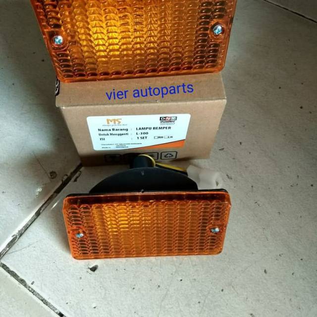 Lampu Bemper L300