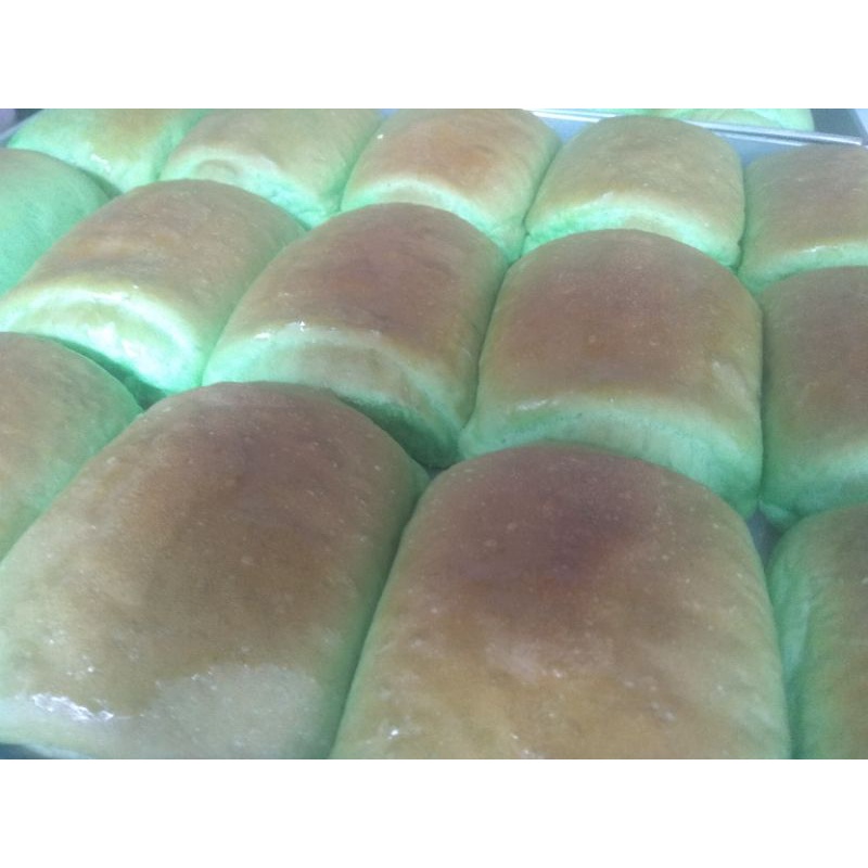 

Roti Kukus Panggang Pandan Large