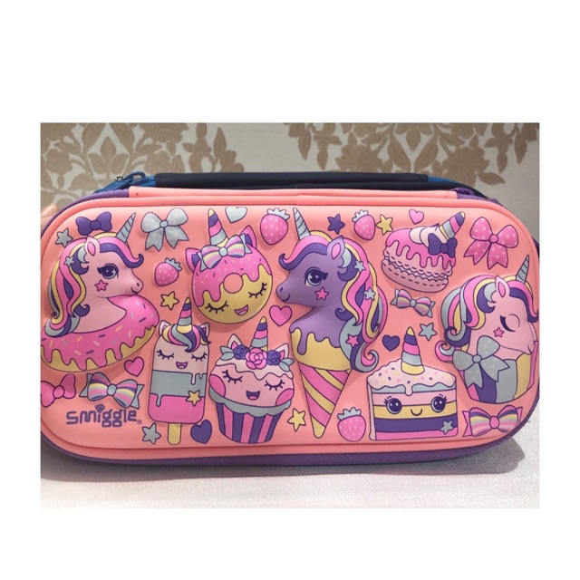 

Kotak pensil little pony smiggle