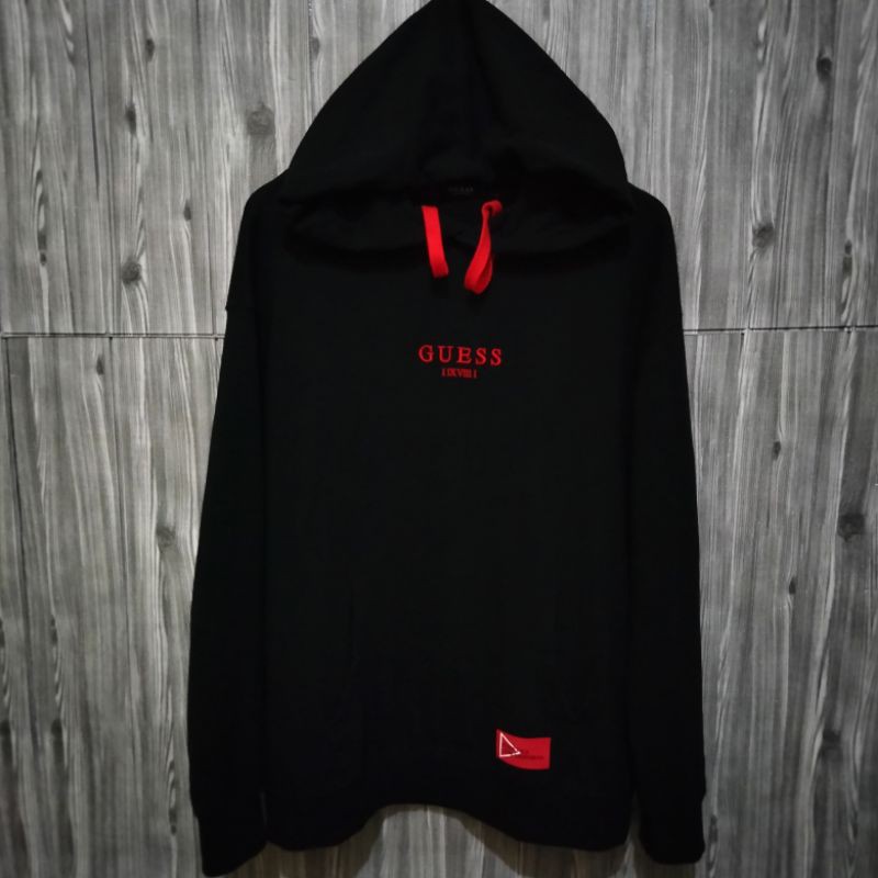 Hodie Guess