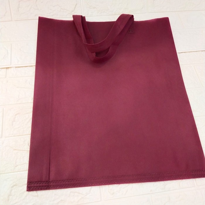 

NEW TAS SPOUNDBOND UK.38x45x11cm - Merah maroon