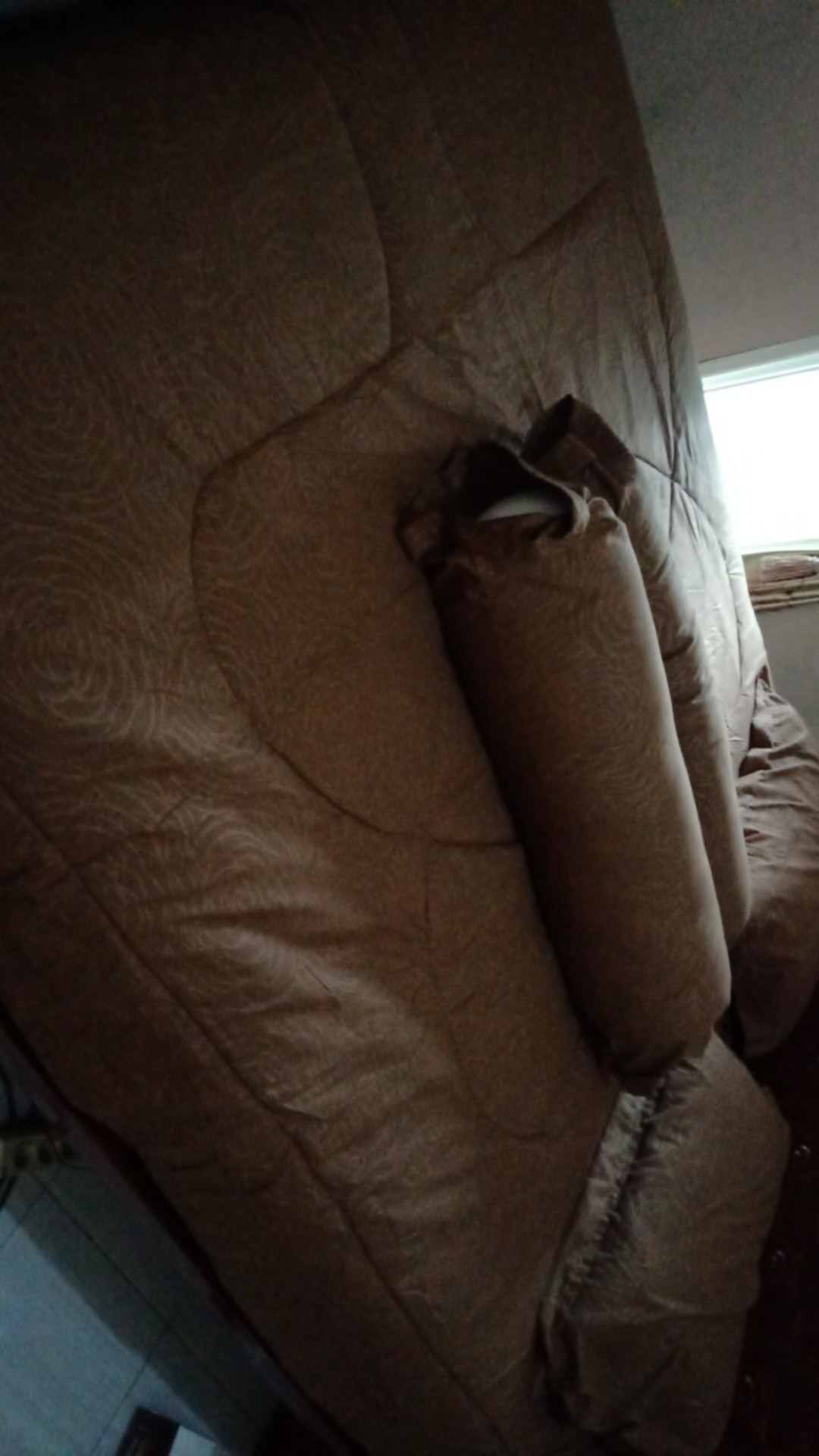 Bedcover Premium Polos Tinggi 30 Cm Vallery Quincy Edisi Warna Golden, Kuning, Coffee, Dan Abu Abu