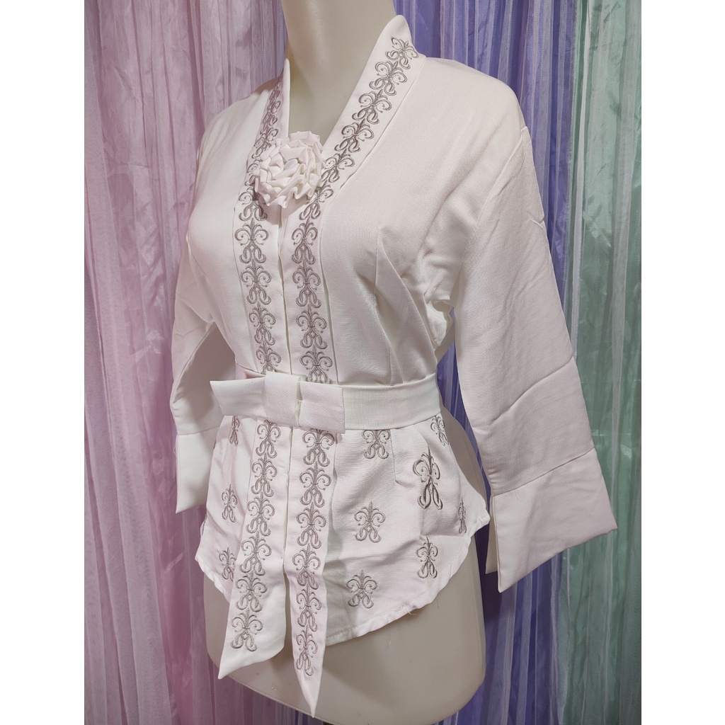 Atasan Kebaya Kutubaru Bordir Modern Warna Putih Tulang|Merah Maroon|Hitam|Cokelat|Putih Cerah / Kebaya Akad Nikah Mewah / Kebaya Wanita Remaja Dewasa Terbaru / Kebaya Wisuda Elegan / Kebaya Kutu Baru Moderen Rihana-Putih Tulang