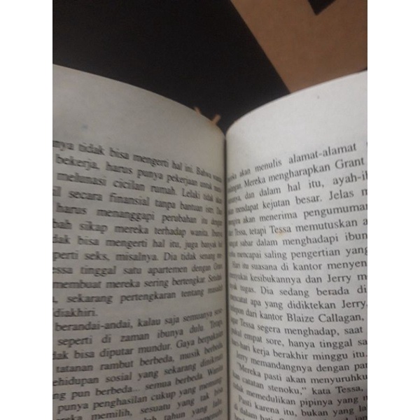 Harlequin, The Wedding, Perkawinan by Emma Darcy-2