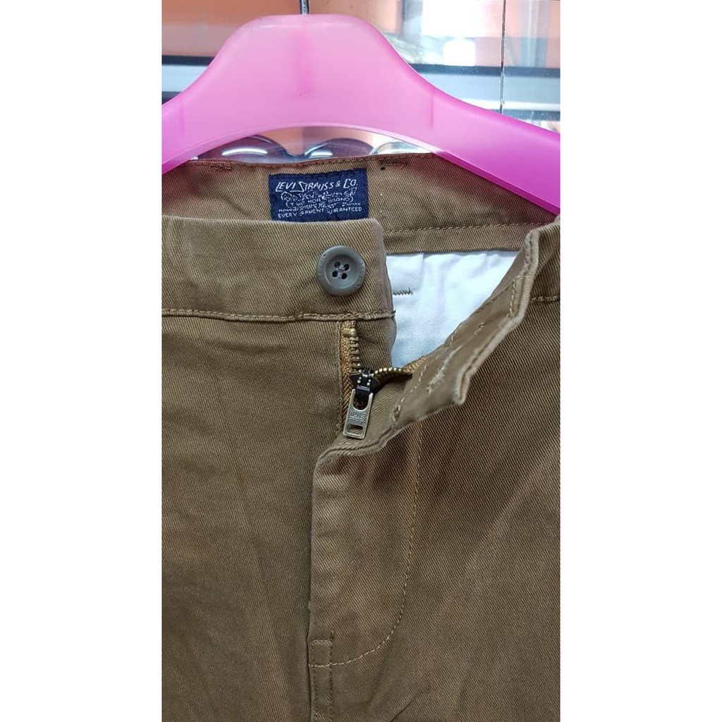 Celana Panjang Levis Original Chinos Straight Coklat Susu Big Size B7625