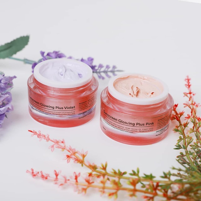 Sunscreen Glowing Plus Pink / Violet by MDGLOWING