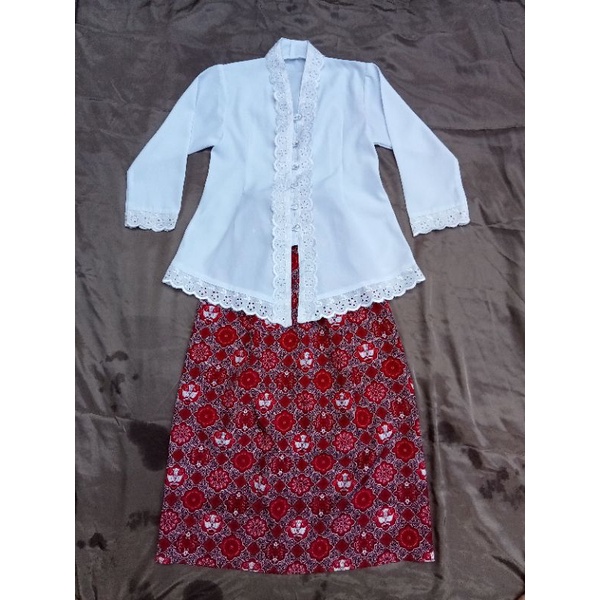 

BAJU KEBAYA ANAK SD
