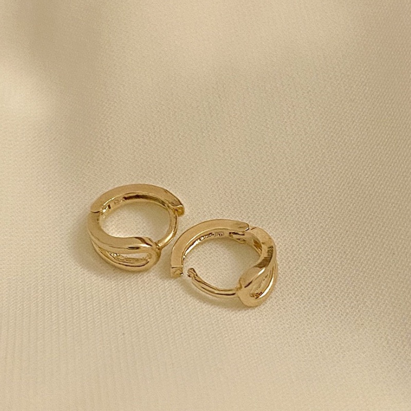 Anting Bentuk C Bahan Logam Gaya Korea Serbaguna