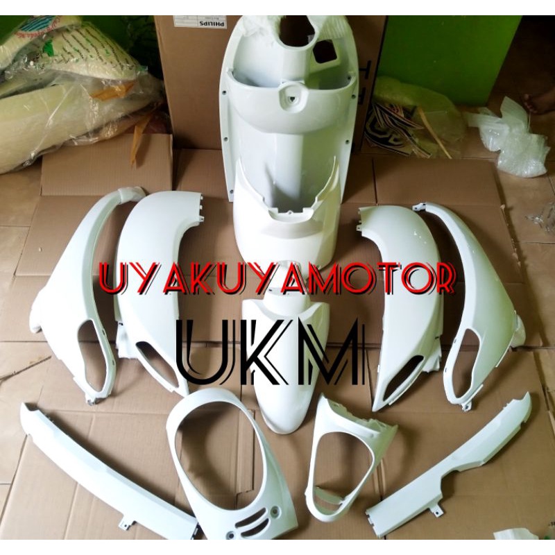 cover full body scoopy fi 2013-2016 putih