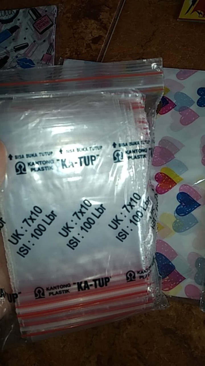 Kantong Plastik Klip Ziplock Uk 7x10 Cm .plastik Sebaguna  . Kantong Klip Murah