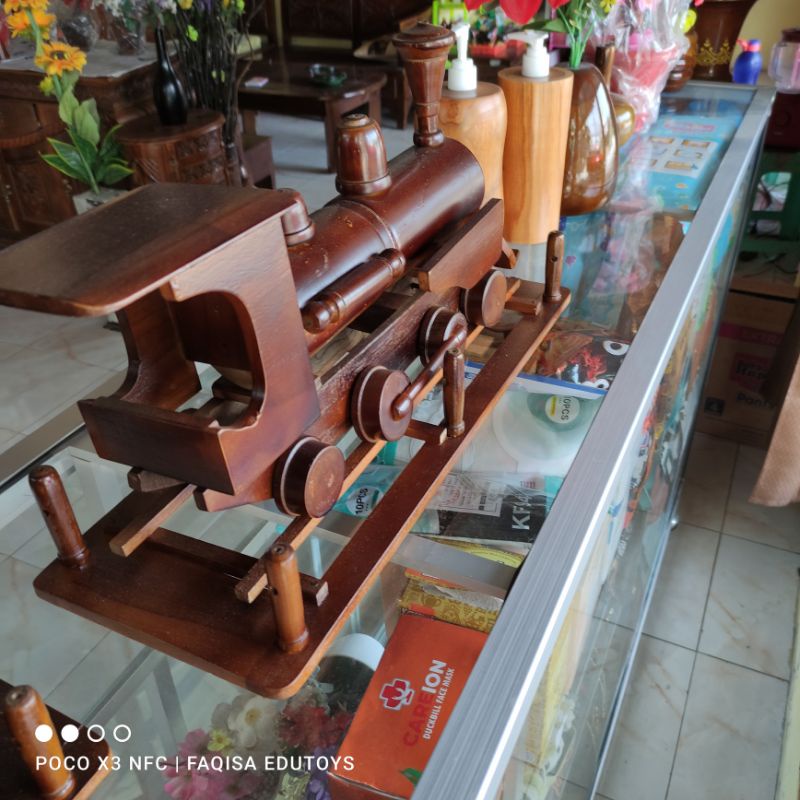 MINIATUR LOKOMOTIF & TANK