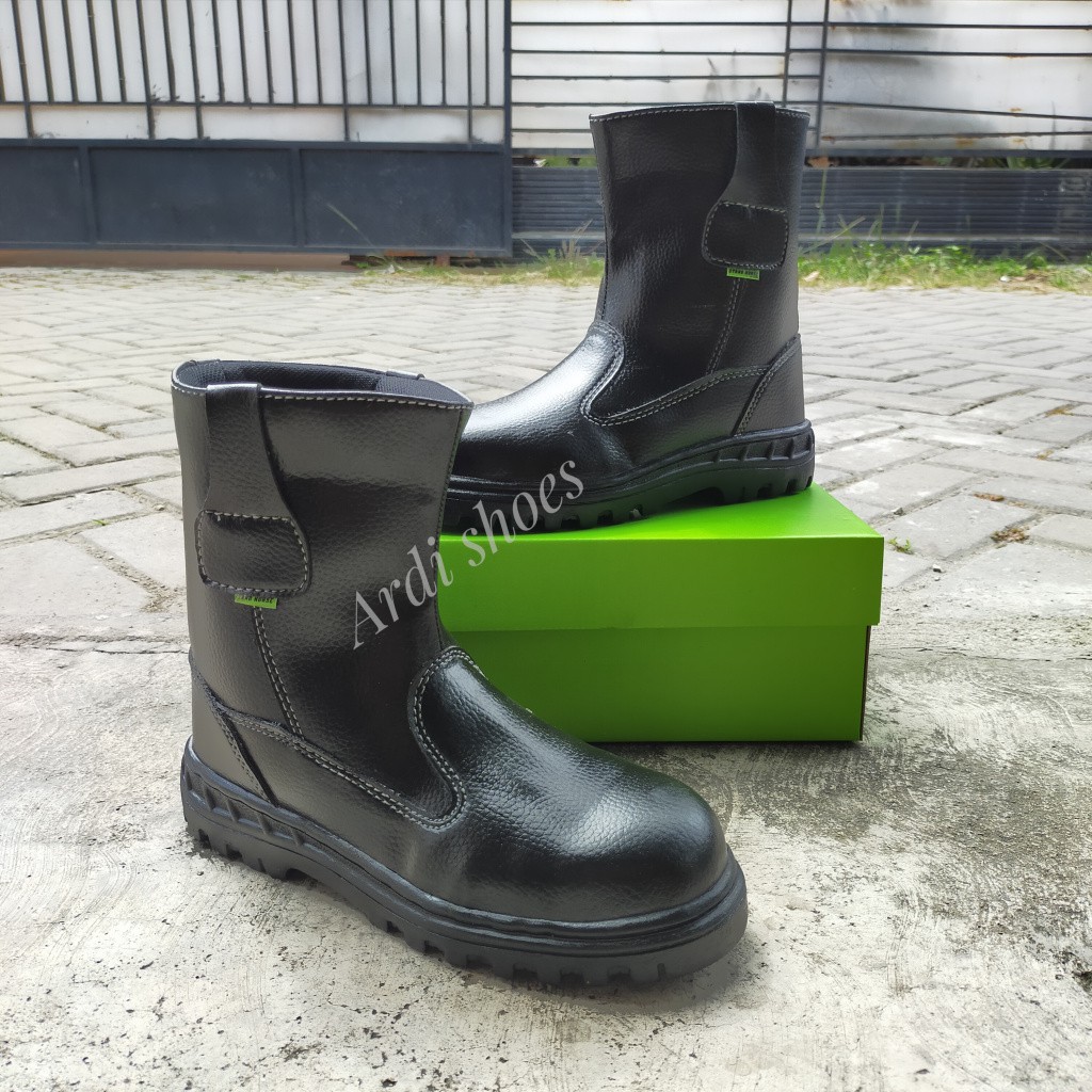 Sepatu Safety Boots Pria Kulit Bahan Sintetis Septi Lapangan Proyek Sepatu Sefty Tinggi Ujung Besi