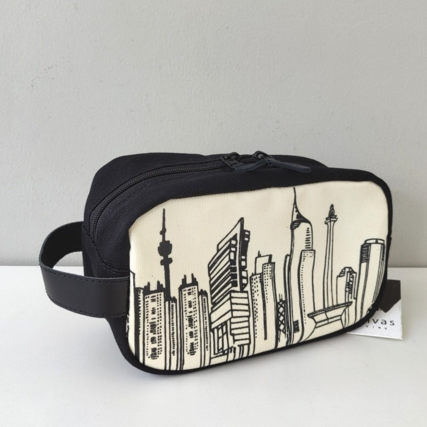 

Canvas Living Brick Pouch Jakarta Beige