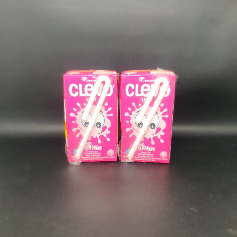 

Susu Clevo Rasa Strawberry coklat 5 pcs 115ml