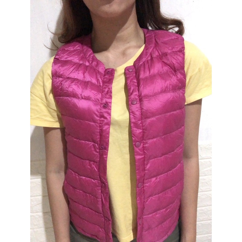 Uniqlo Ultra Light Down Jacket wanita new dengan tag