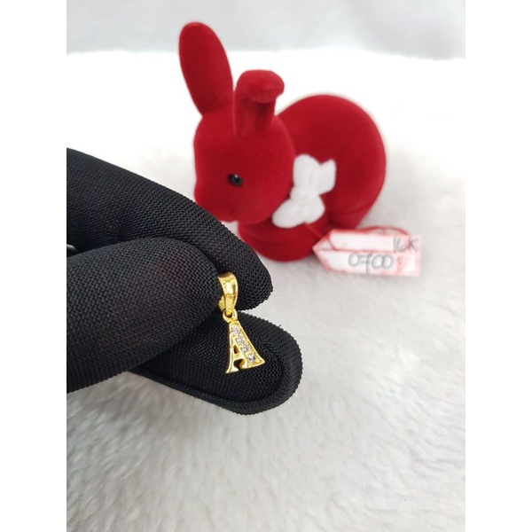 LT1566E355E liontin model huruf A permata  inisial nama emas kuning asli berat 0.700 kadar 70% 16k