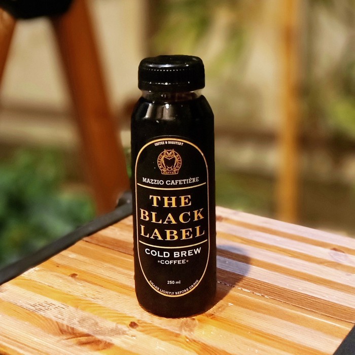 

KOPI HITAM COLBREW MAZZIO BLEND - BOTOL 250 ML