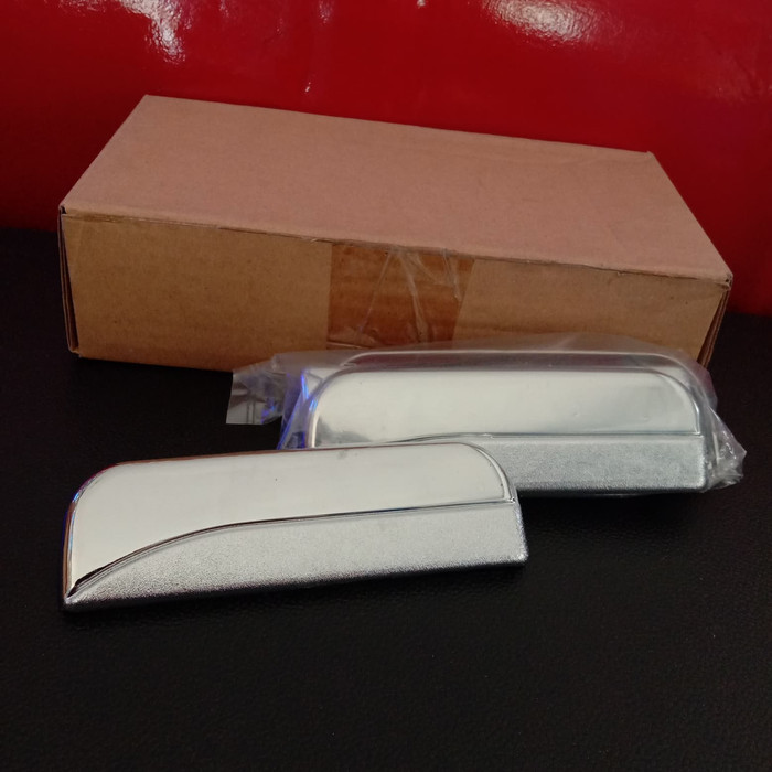 Handle pintu Avanza Lama
