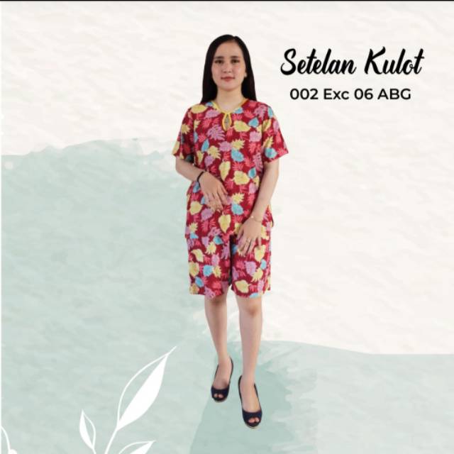 Setelan putri kencana