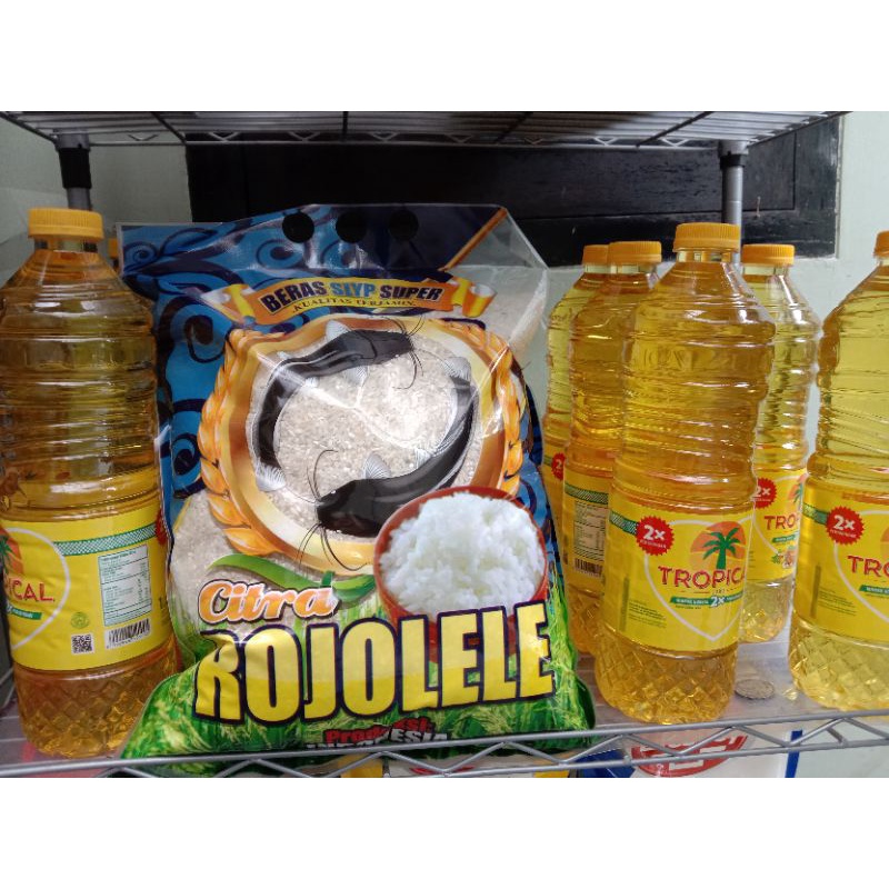 

paket beras 3kg dan minyak 1 liter