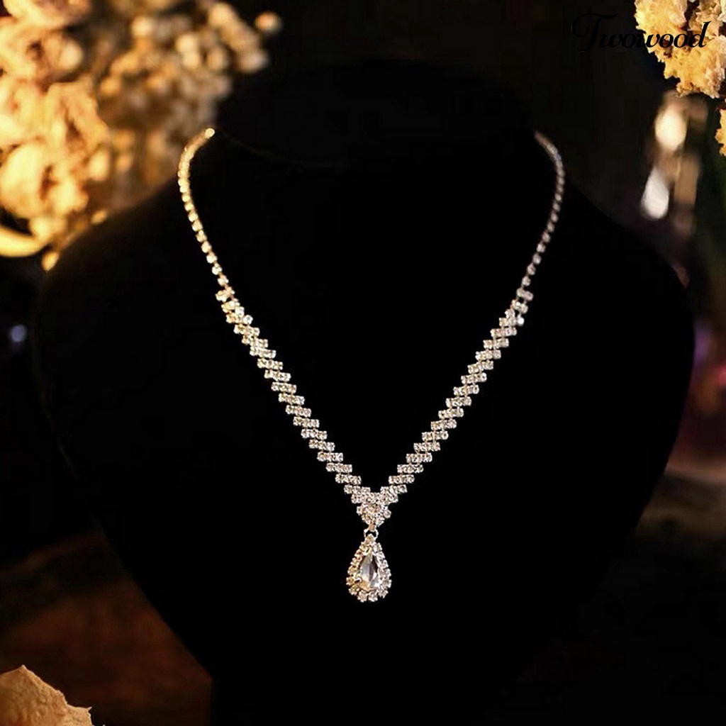 1 Set Kalung Anting Bentuk Water Drop Aksen Berlian Imitasi Gaya Korea Untuk Pernikahan