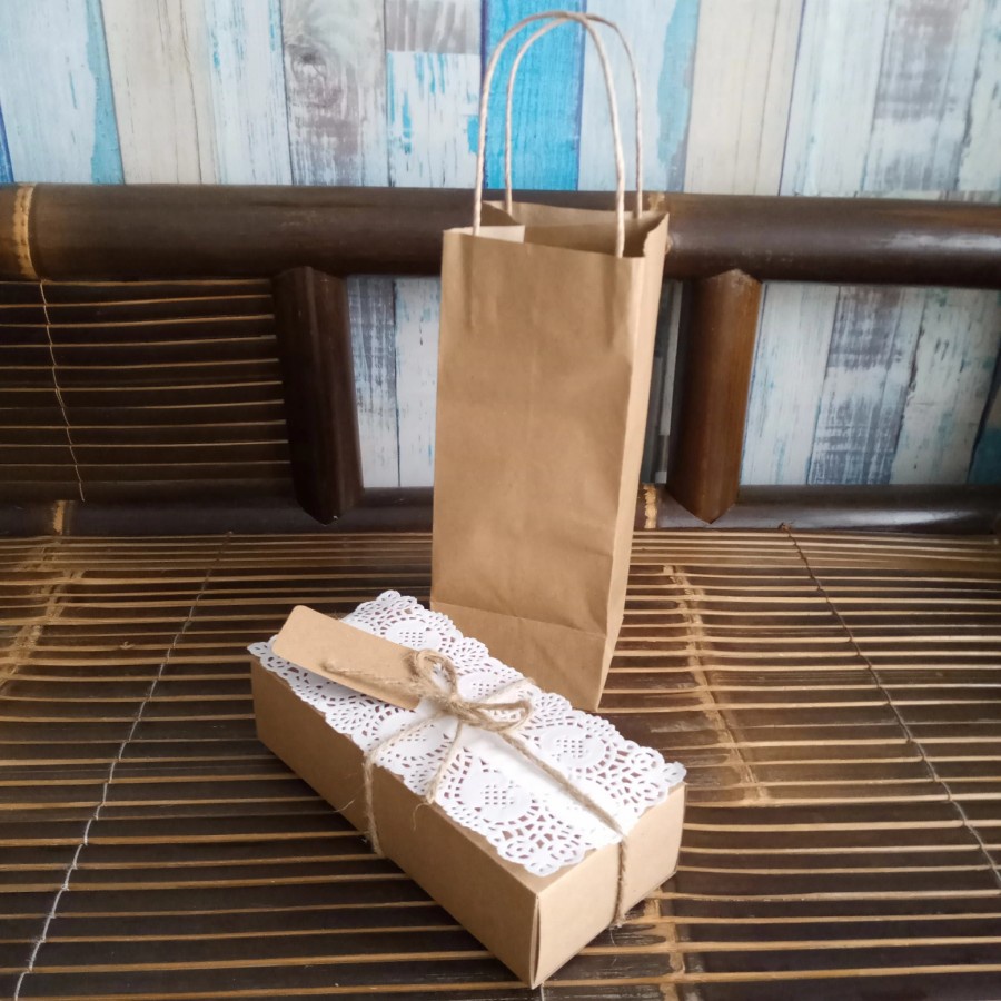 

Set Sliding Box Paper Bag Kotak Kado Kardus Kemasan Gift Box Hampers Packaging Coklat 22x10x5,5