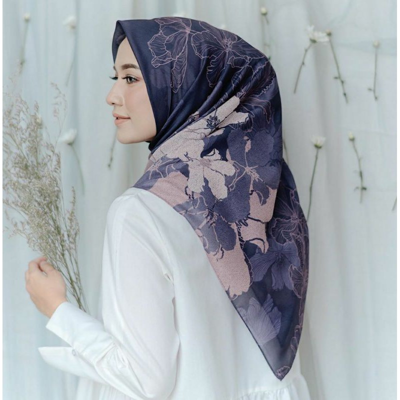 preloved winter scarf vanilla hijab
