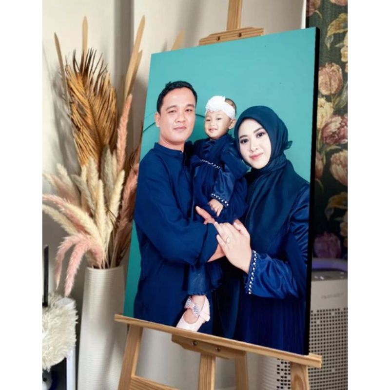 CETAK FOTO 20R(30X40)SUDAH +BINGKAI PAPAN MDF TIDAK LUNTUR.