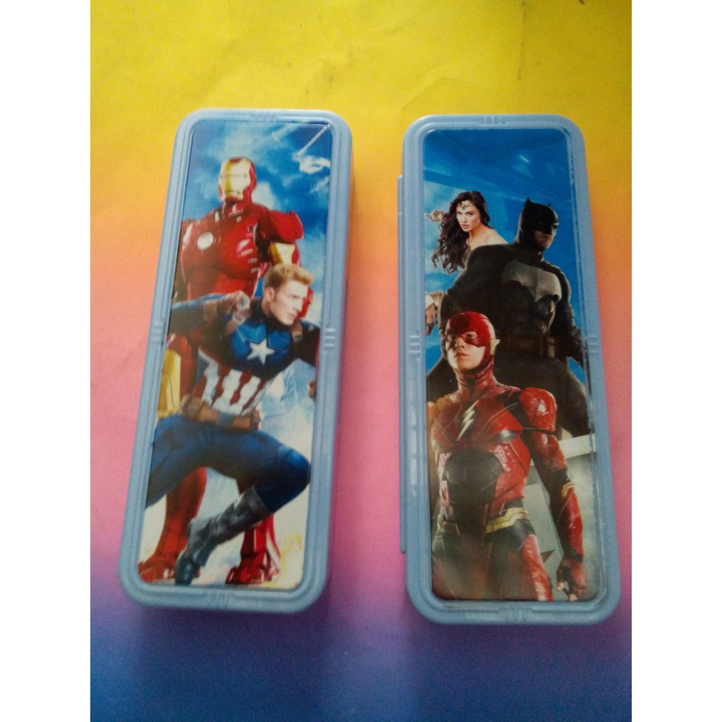 

Tempat Pensil kode susun Mika