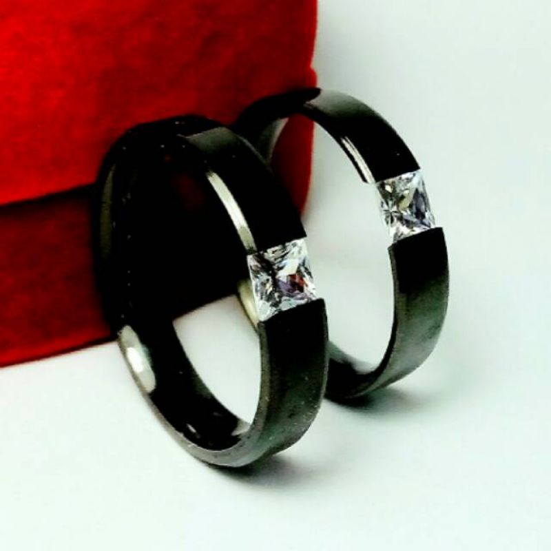 Cincin Diamond Hitam Titanium Permata Zircon