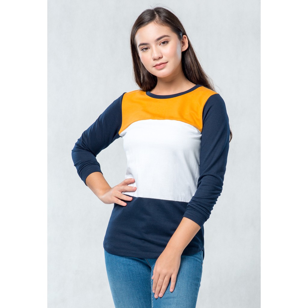 

C2 Riyuka Navy Sweater Colorblock
