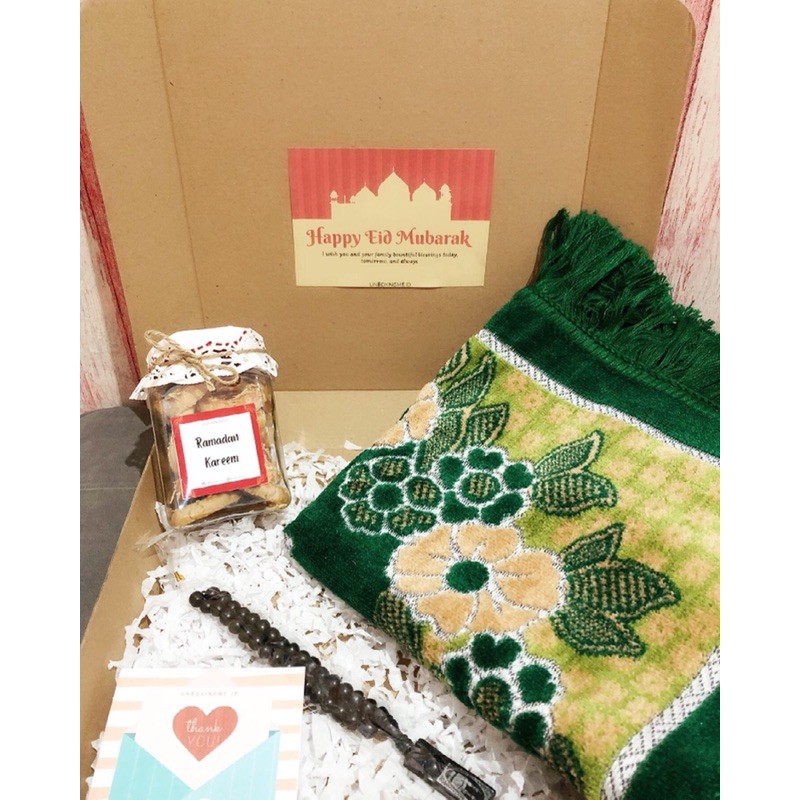 

hampers gift box kado ultah kado wisuda kado wedding