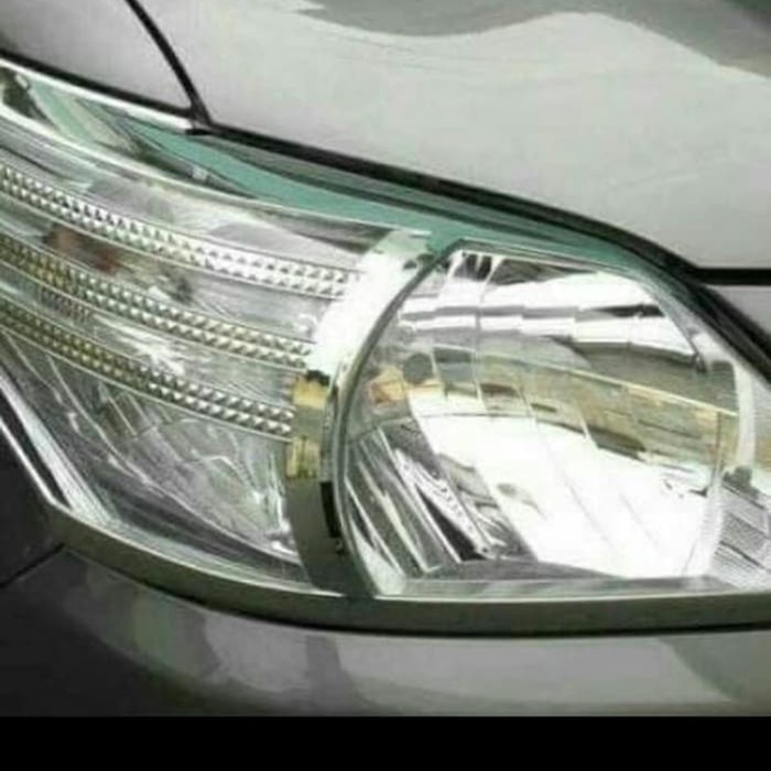 Hiasan Mobil Paket Garnish List Lampu Grand Innova Depan belakang 2011/2015 Chrome Aksesoris Mobil