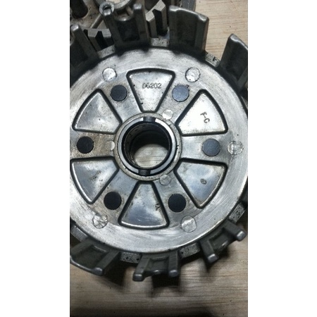 rumah kopling thunder 2005