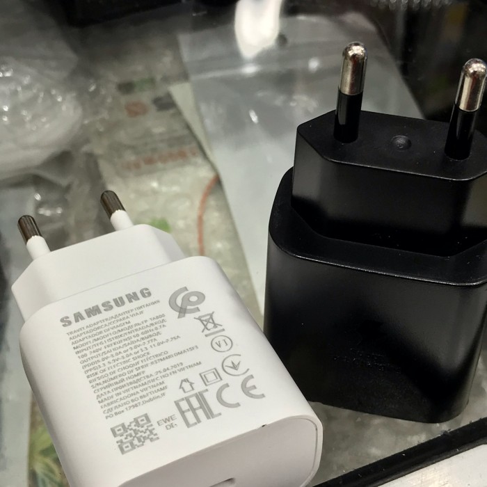 CHARGER SAMSUNG GALAXY TYPE C TO C 25W FAST CHARGE - Putih