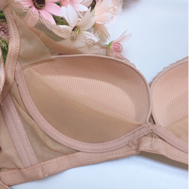 Bra Super Soft (K-C34) Pakaian dalam wanita / bh / kutang tanpa kawat dan busa push up