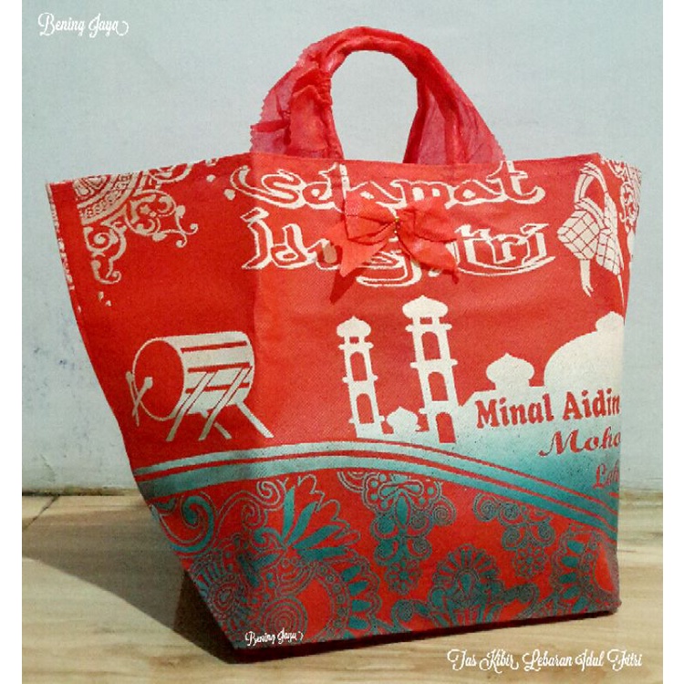 

Tas Kibir Parcel Lebaran Idul Fitri Merah Tebal 60 gsm