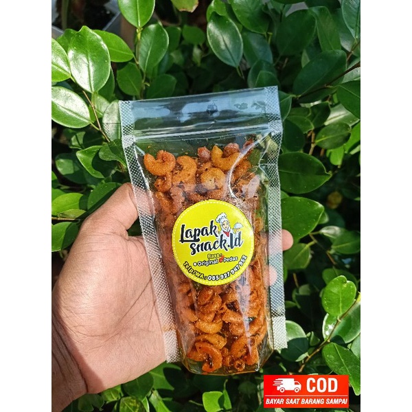 

Makaroni Pedas Daun Jeruk 80gram ( PROMO BELI 10 GRATIS 1 BEBAS PILIH RASA )