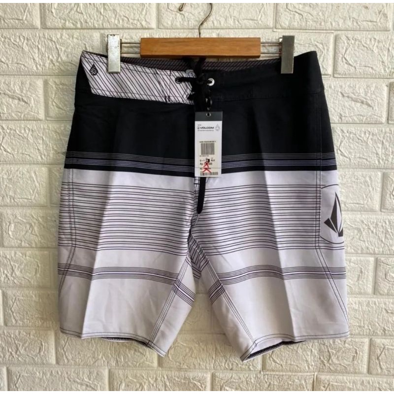 celana pendek volcom original f159