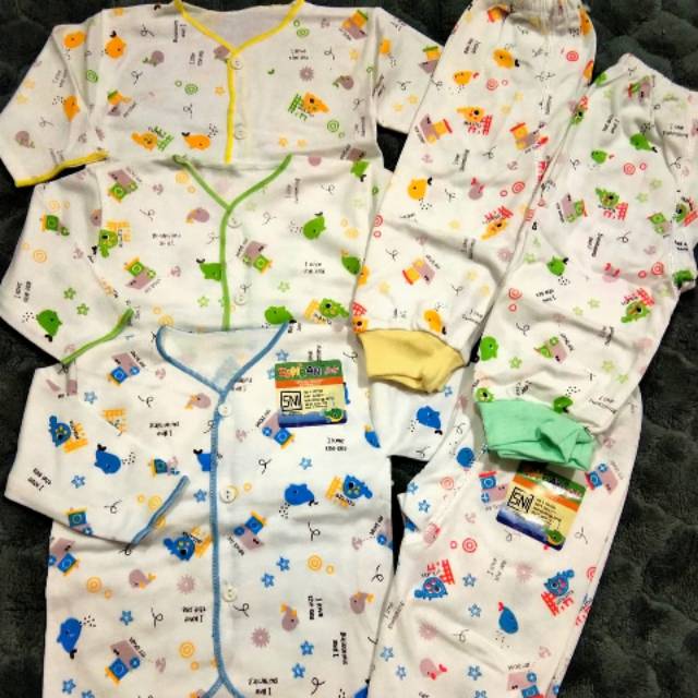 Setelann baju bayi merek Zahdan