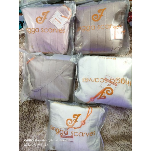 Mukena jingga scarves