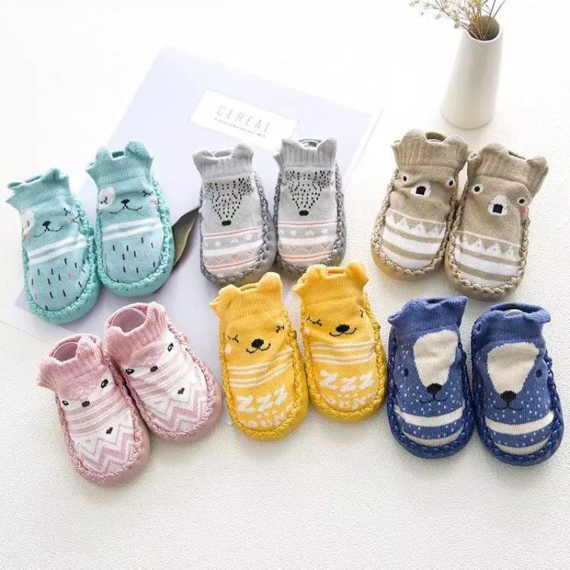 SEPATU KAOS ANTI SLIP BABY / KAOS KAKI PREWALKER ANAK / KAOS KAKI BAYI / KAOS KAKI BABY / SEPATU BABY / KAIS KAKI ANTI SLIP