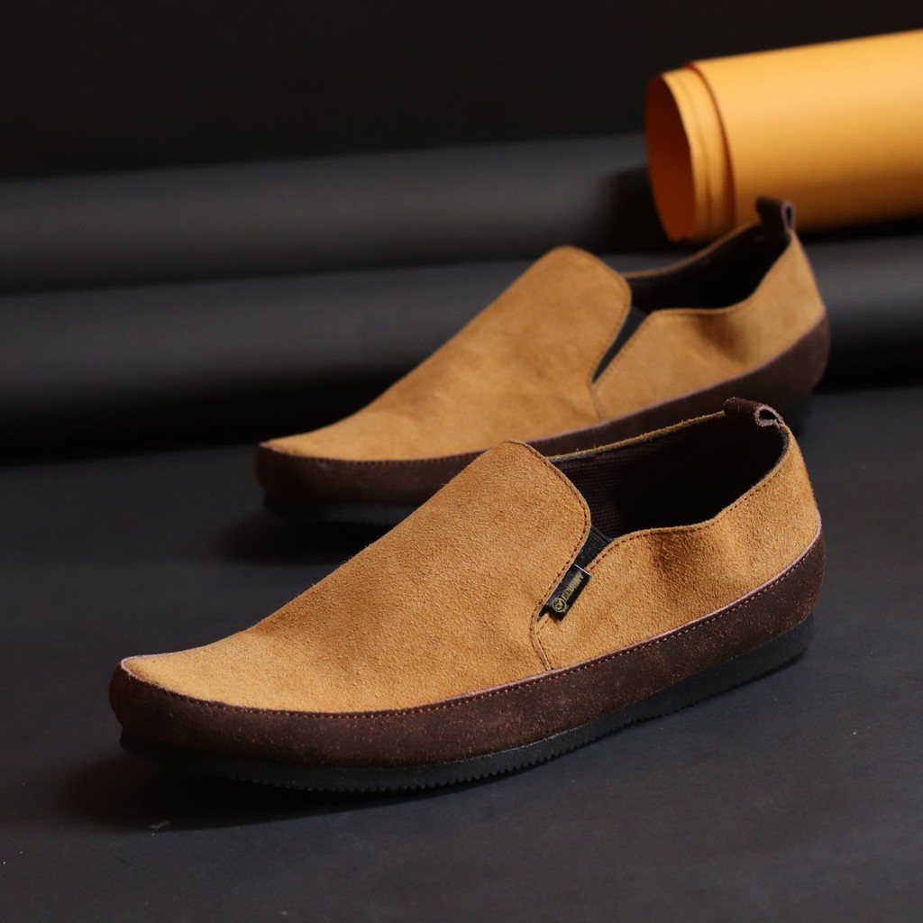 PROMO Sepatu Casual Slip On Pria Kulit Asli Suede Selop Santai Original Distro Keren Kekinian