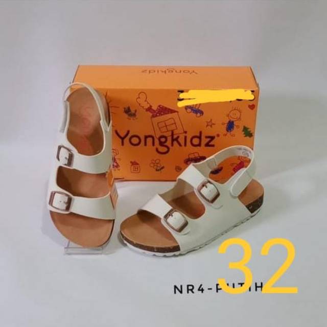 Sepatu Yongkids brand original matahari