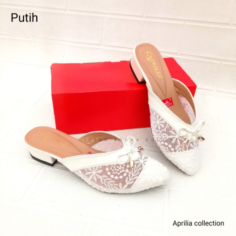 Sandal brukat wedges wanita 3cm terbaru/sepatu bustong brukat wanita remaja/sendal bustong pesta pernikahan wanita/sandal wedges brukat hak tahu kondangan bisa cod